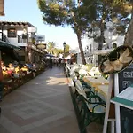 Waterfront Apartment \'Maria\'. Pool. Wifi