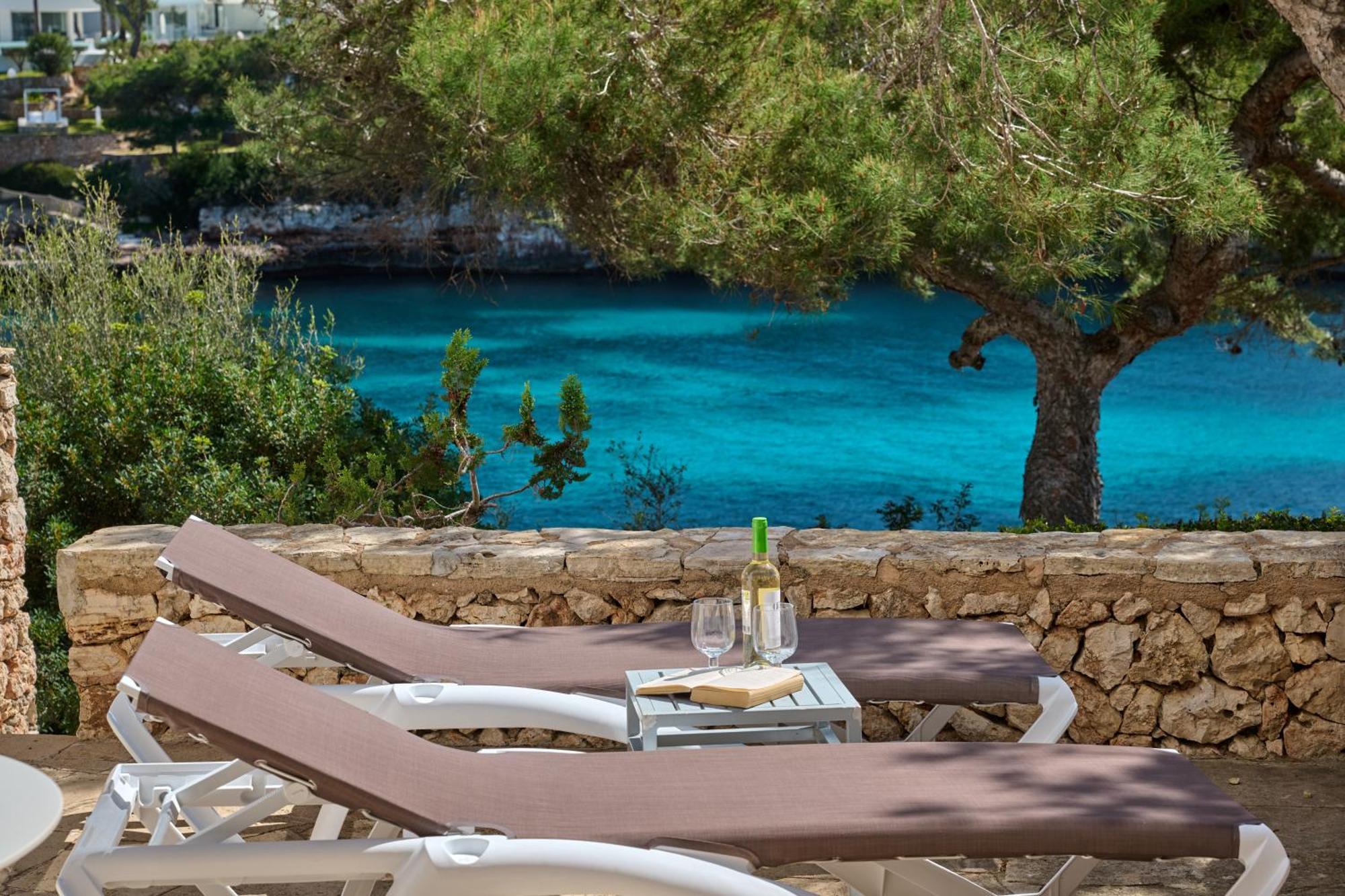 Waterfront 'maria'. Pool. Wifi *